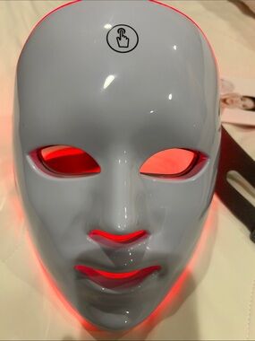 LED Facial Mask with Red Light Therapy